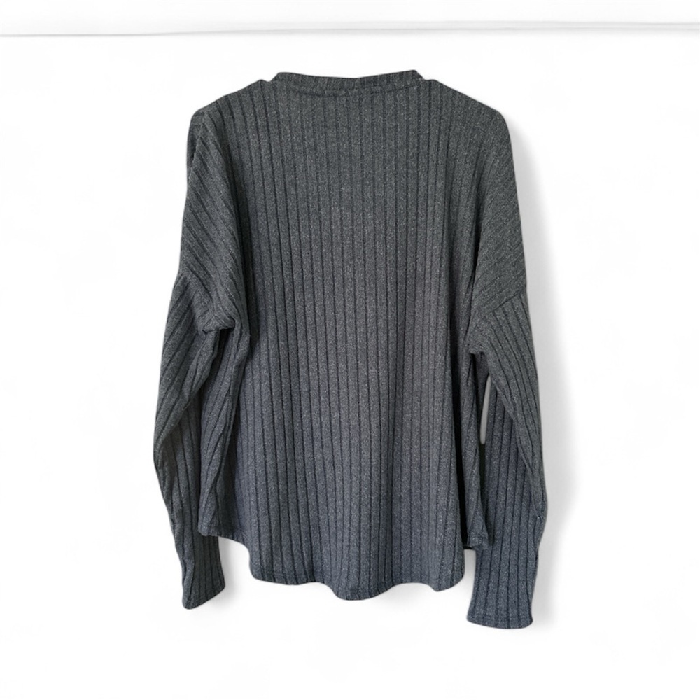SO Charcoal Button-Up Women Cardigan - Large - Picture 2 of 6